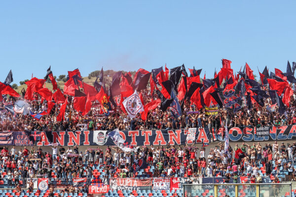 Il tifo di Cosenza – Bari