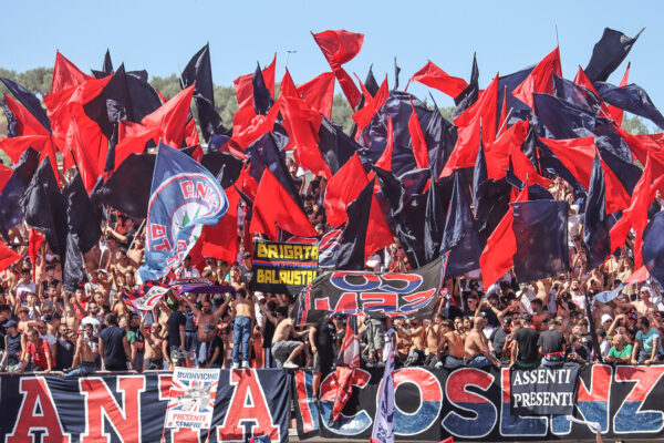 Il tifo di Cosenza – Bari