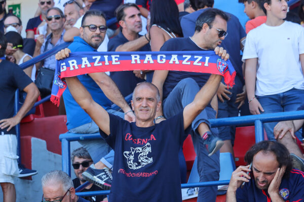Il tifo di Cosenza – Bari
