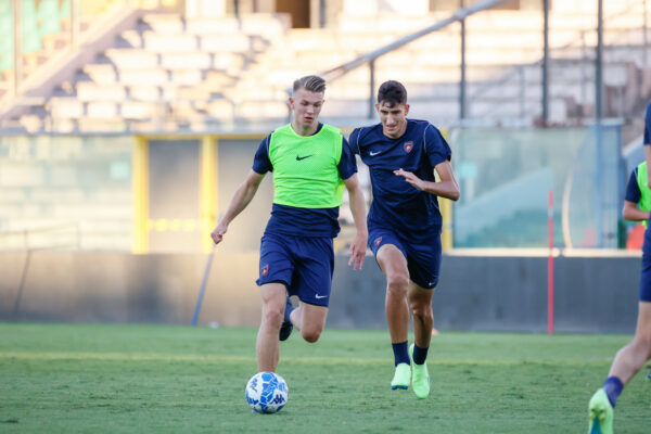 🔴🔵 Allenamento pomeridiano, venerdì rifinitura a porte aperte.