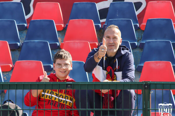 Il tifo di Cosenza – Genoa