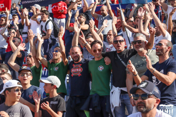 Il tifo di Cosenza – Genoa