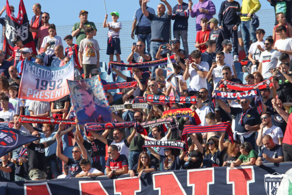 Il tifo di Cosenza – Frosinone