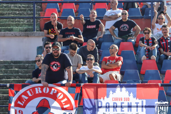 Il tifo di Cosenza – Frosinone