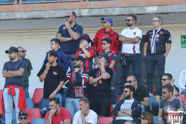 Il tifo di Cosenza – Frosinone