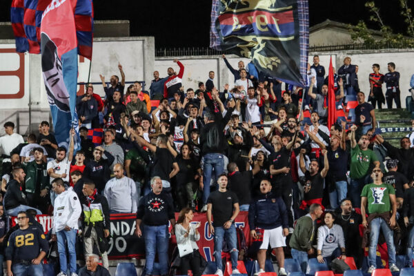 Il tifo di Cosenza – Como