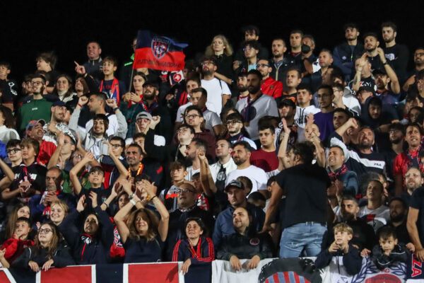 Il tifo di Cosenza – Como