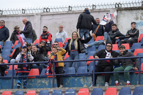 Il tifo di Cosenza – Palermo