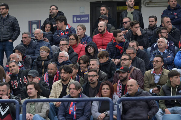 Il tifo di Cosenza – Palermo
