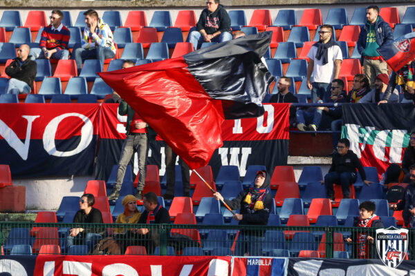 Il tifo di Cosenza – Perugia