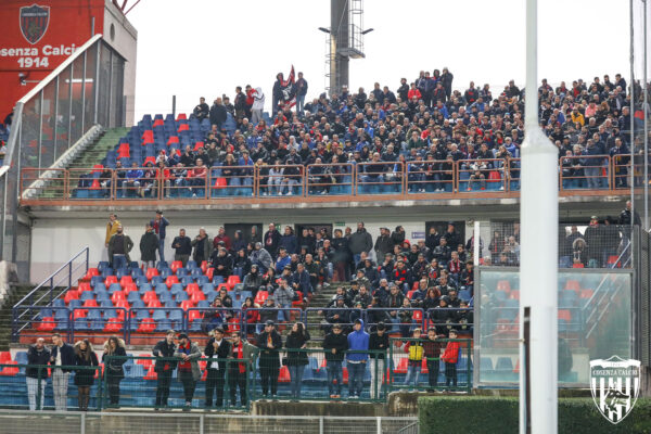 Il tifo di Cosenza – Perugia