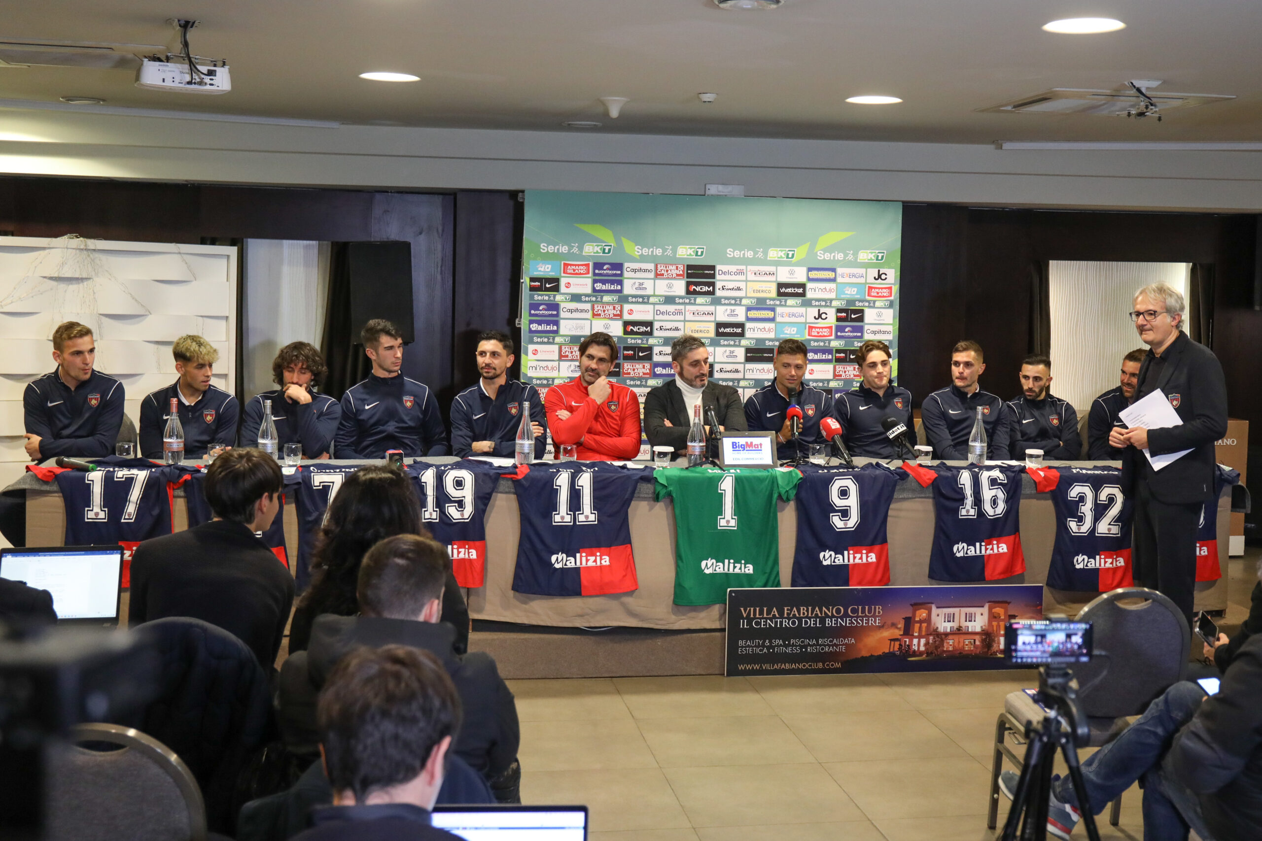 Conferenza stampa di presentazione dei nuovi Lupi