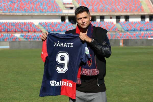 Completato il trasferimento di Mauro Zarate al Cosenza