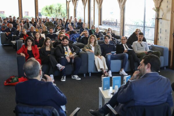 Il Presidente Guarascio alla presentazione di “Amati sempre