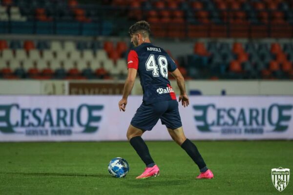 🔴🔵 Primo contratto da professionista di Alessandro Arioli