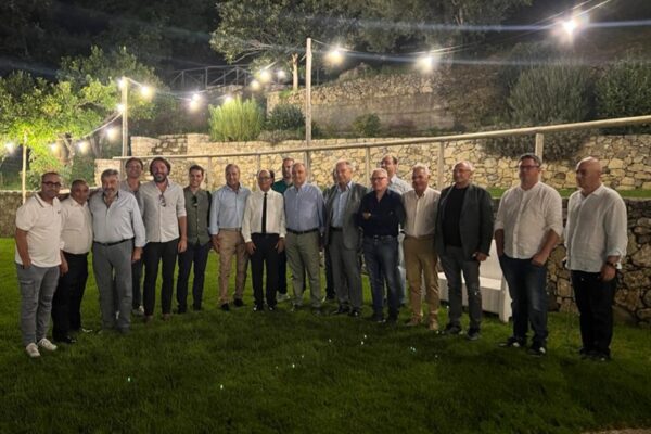 🔴🔵 Il Cosenza Calcio incontra i Sindaci del Tirreno cosentino