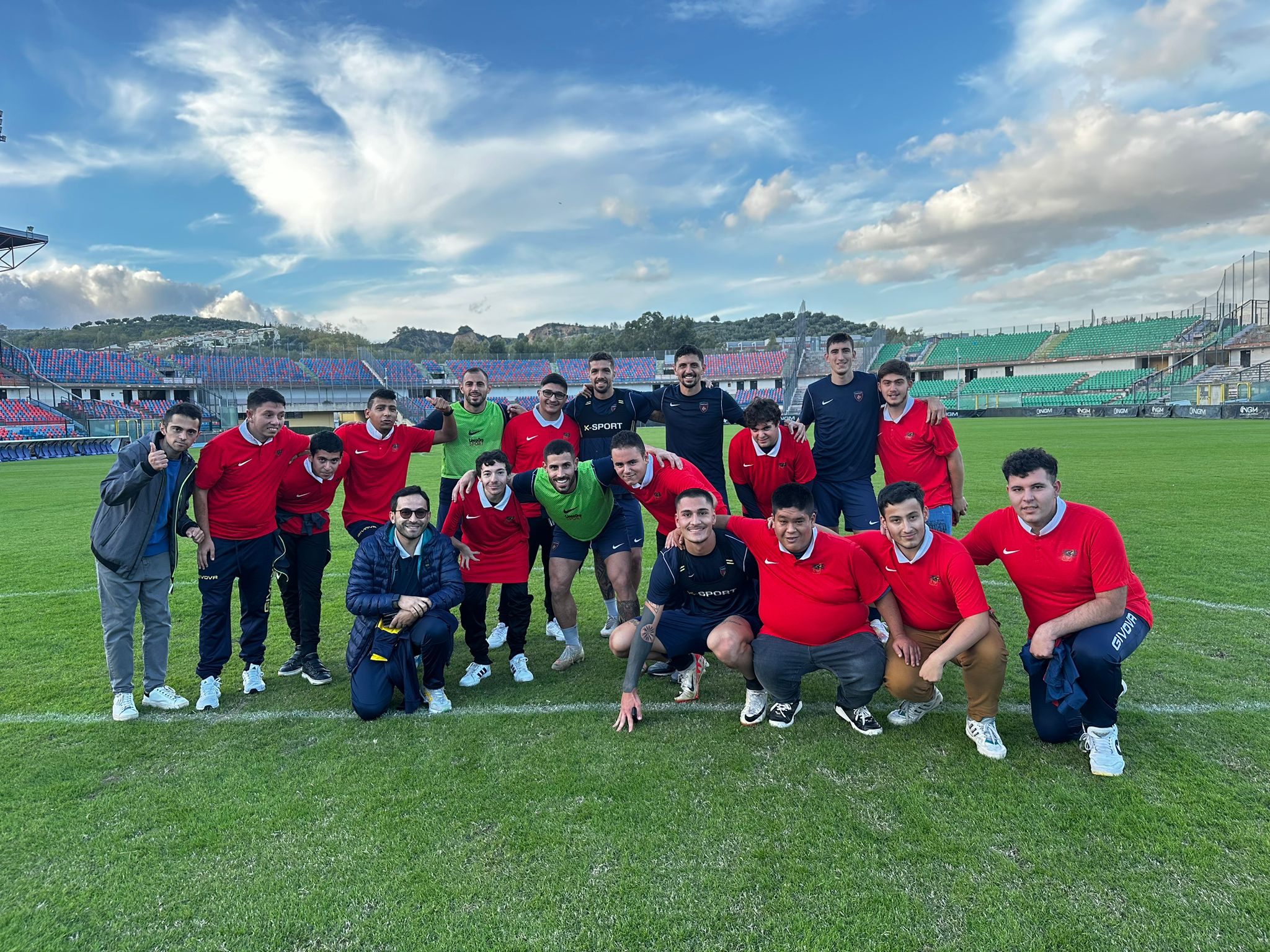 🔴🔵 Il report della seduta. Presenti i ragazzi del Cosenza for Special.