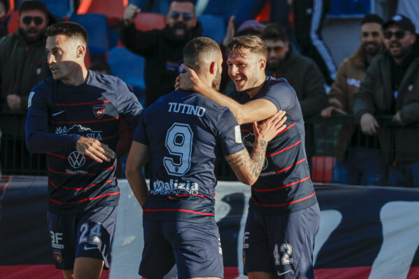 📸 G19 | Cosenza-Como 1-2