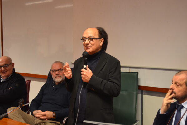 🐺 Presentati i tirocini Unical presso il Cosenza Calcio