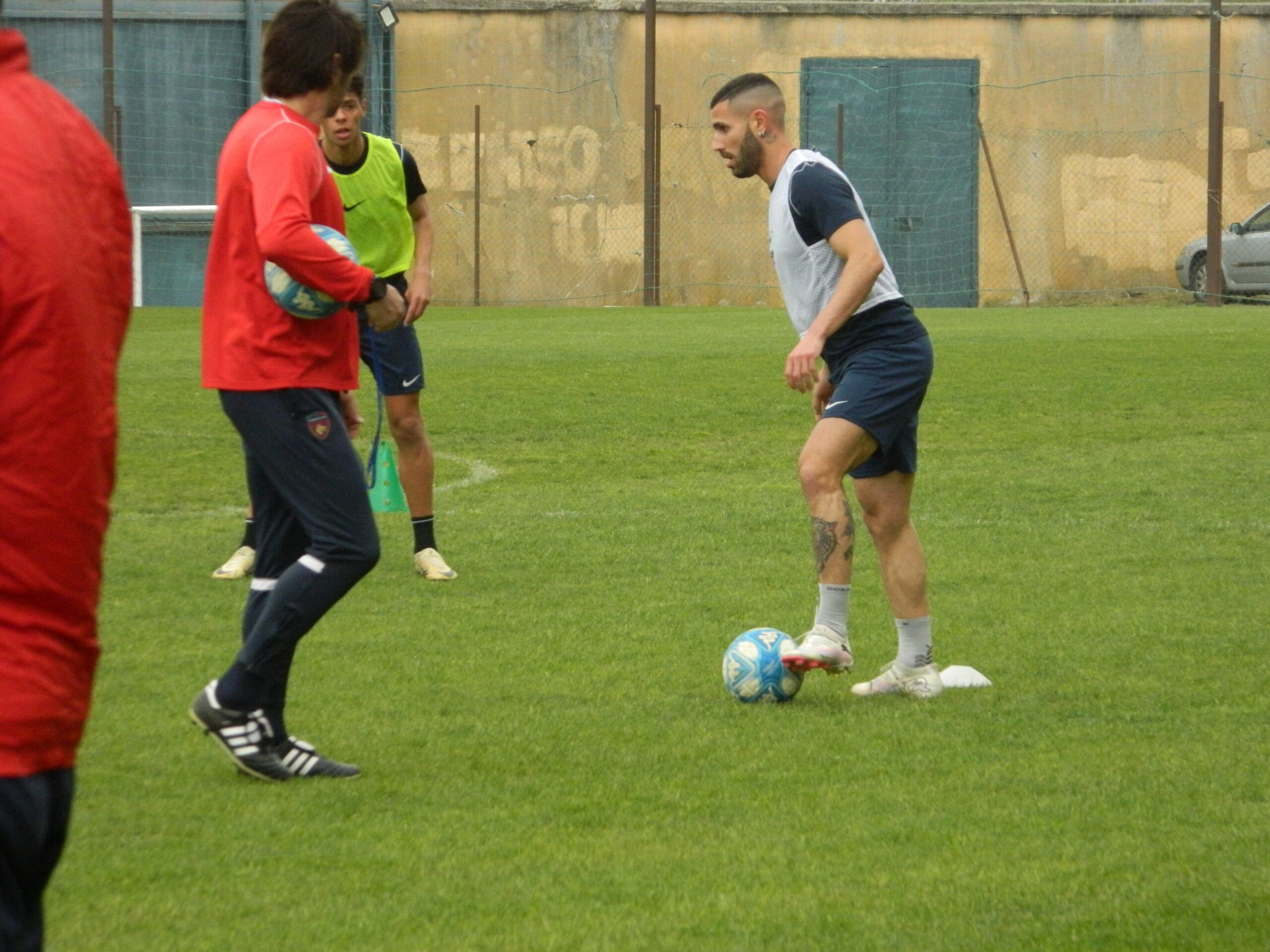 🔴🔵 Il report della seduta. Lavoro parziale in gruppo per Gennaro Tutino