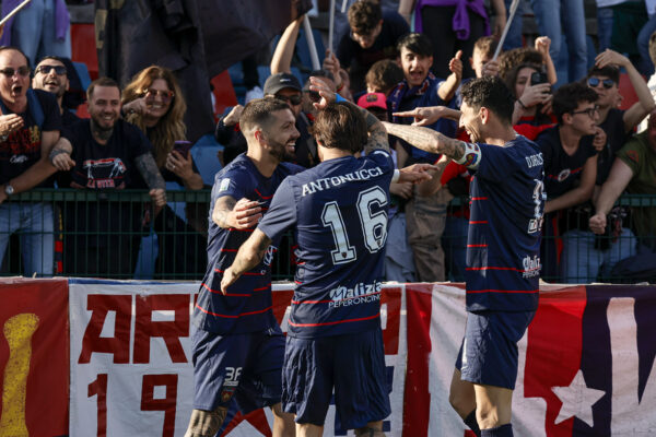 📸 G35 | Cosenza-Bari 4-1