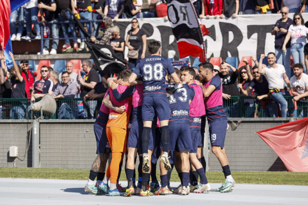 📸 G35 | Cosenza-Bari 4-1