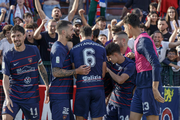 📸 G35 | Cosenza-Bari 4-1