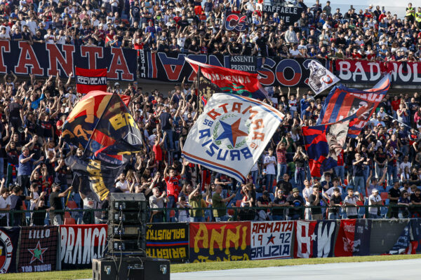 Fans of Cosenza wave flags during the Cosenza vs Bari match at the San Vito-Marulla stadium, Serie BKT. All rights reserved. Italy (Francesco Farina/SPP)