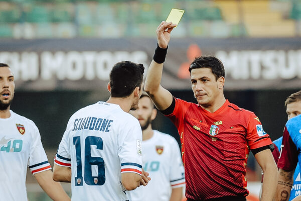 Gianluca Manganiello dirigerà Como – Cosenza