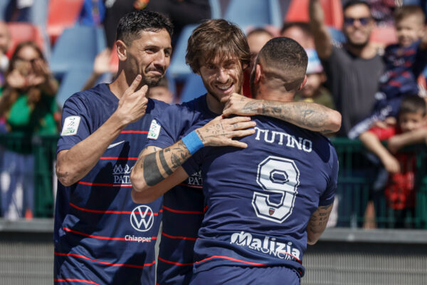 📸 G37 | Cosenza-Spezia 2-2