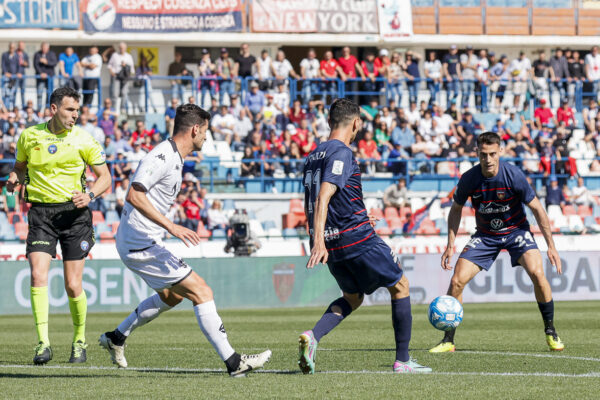 📸 G37 | Cosenza-Spezia 2-2