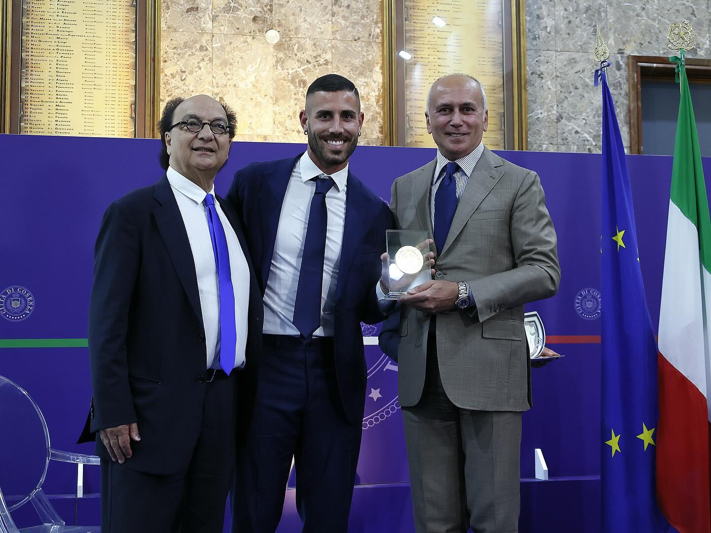 🥇 Il “Sigillo d’Oro” a Gennaro Tutino