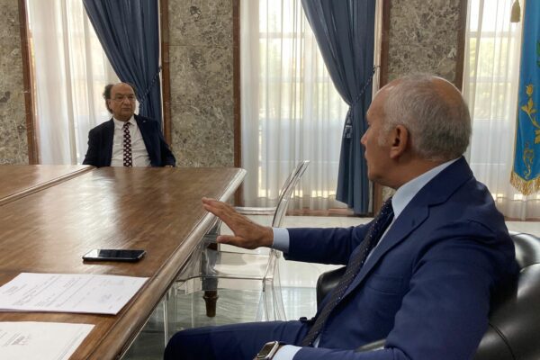 🔴🔵 Incontro tra il Sindaco Caruso e il Presidente Guarascio