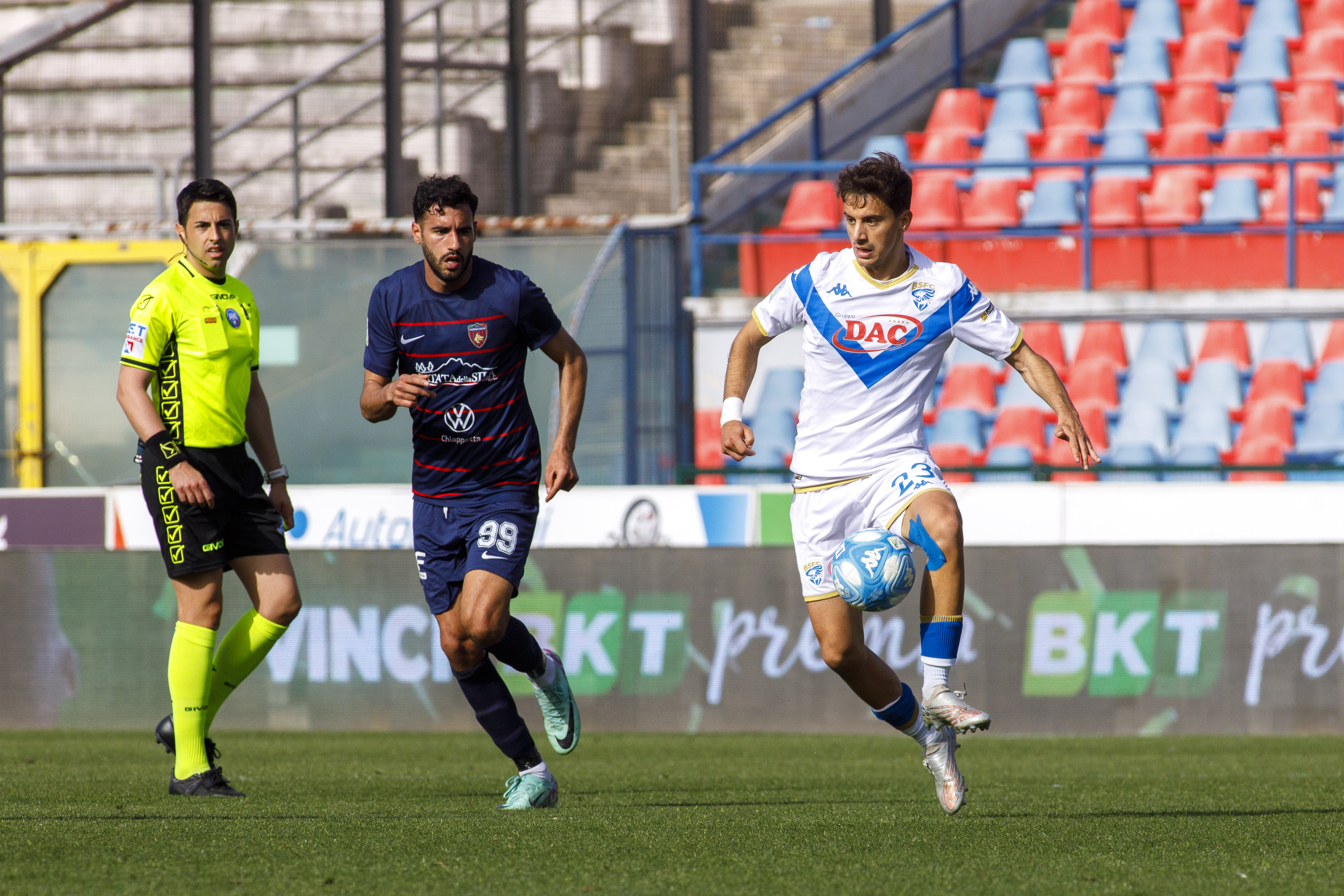 Luca Massimi dirigerà Palermo Cosenza