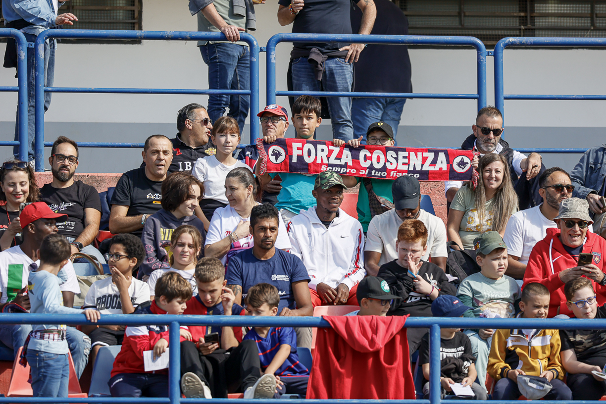 📣 Tante iniziative per la Tribuna B! Per scuole, scuole calcio, associazioni e studenti Unical.