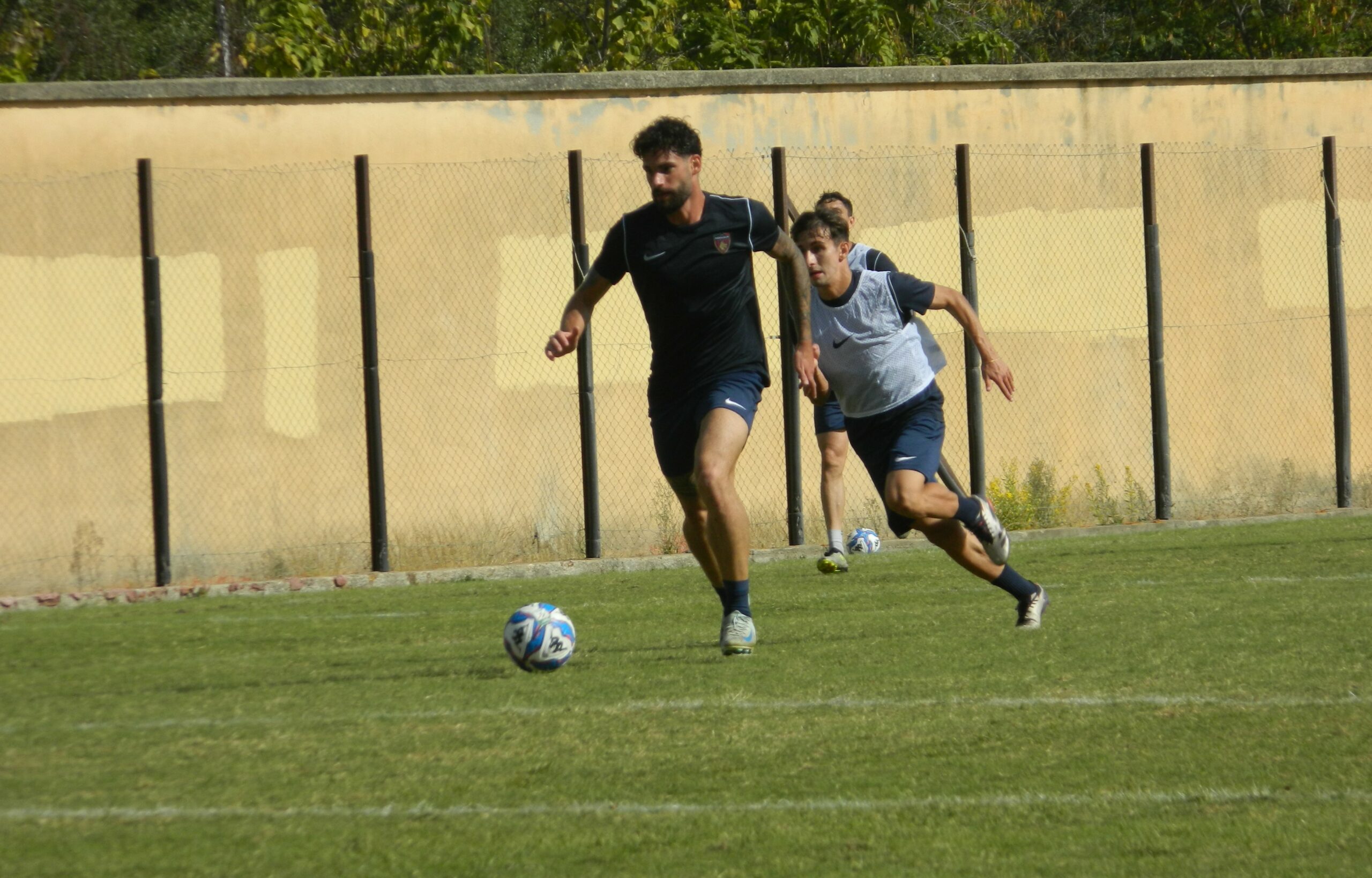 🔴🔵 Allenamento mattutino. Domani la conferenza stampa del tecnico.