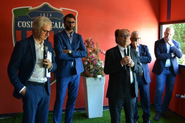 🔴🔵 Incontro con la stampa. Eugenio Guarascio: “Stiamo uniti”.