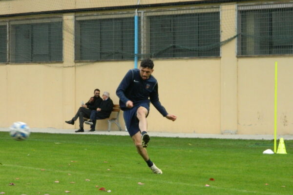 🔴🔵 Ultimo allenamento, domani in Sala Stampa il DS Delvecchio. Il report.