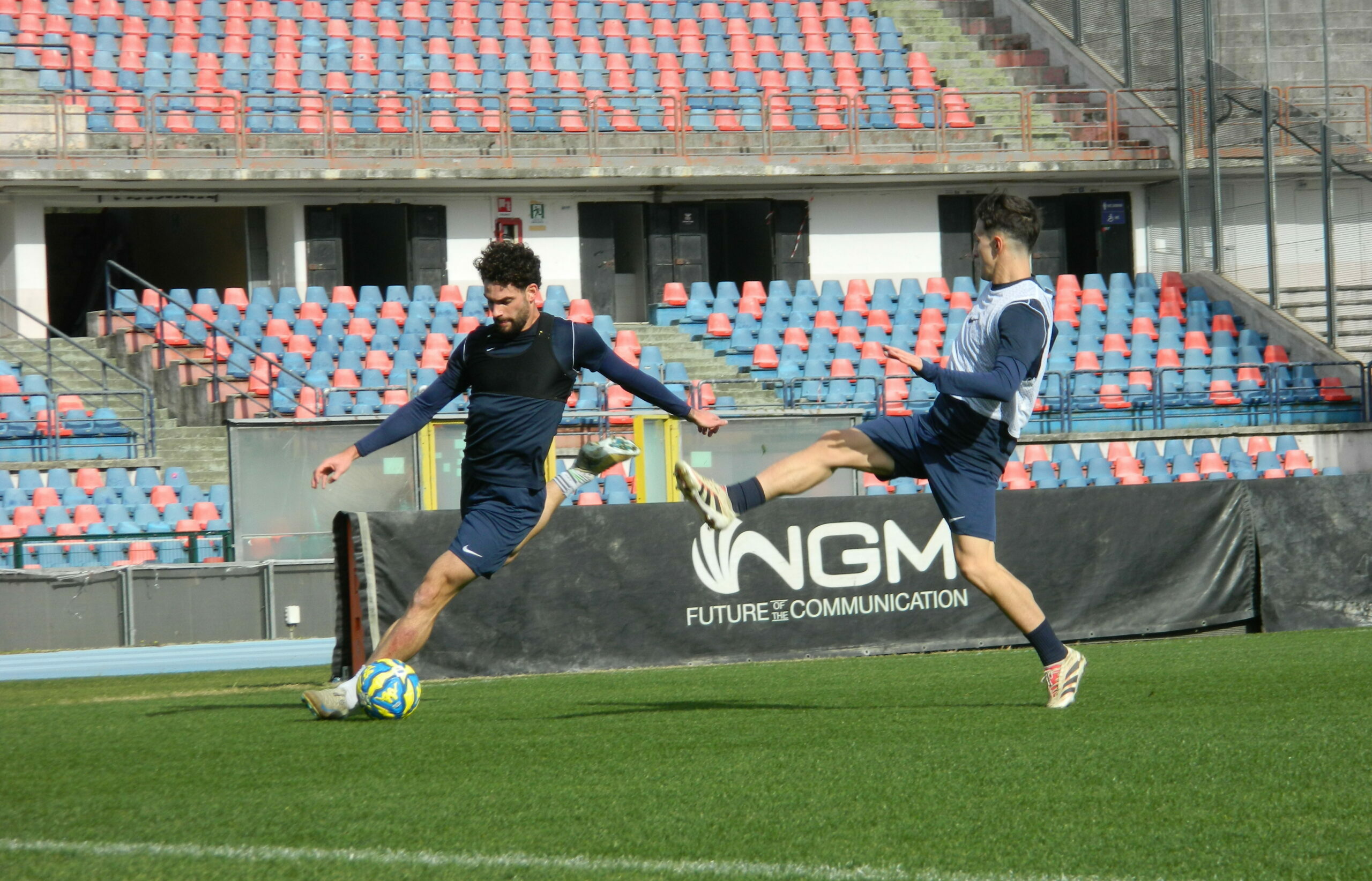 🔴🔵 Seduta sul prato del Marulla. Il report.