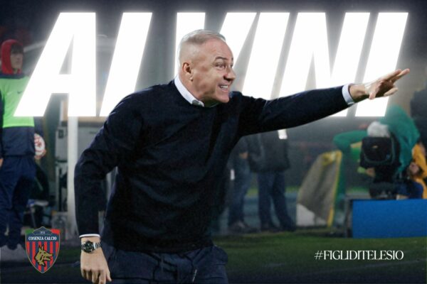 🔴🔵 Risolto consensualmente il rapporto con il tecnico Massimiliano Alvini.
